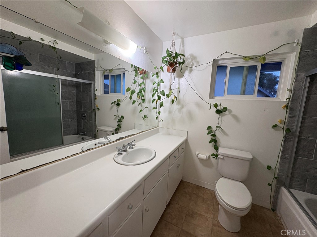 Huntington Beach Condo: 17061 Evergreen Circle