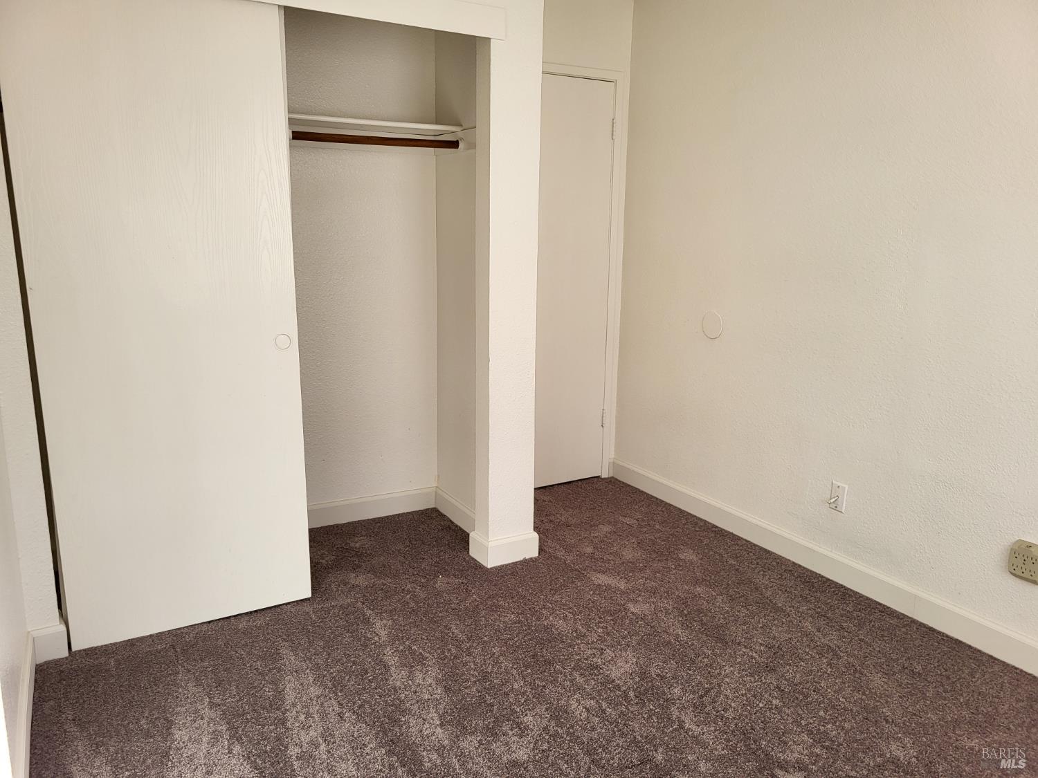 Fairfield Condo: 1910 Grande Circle