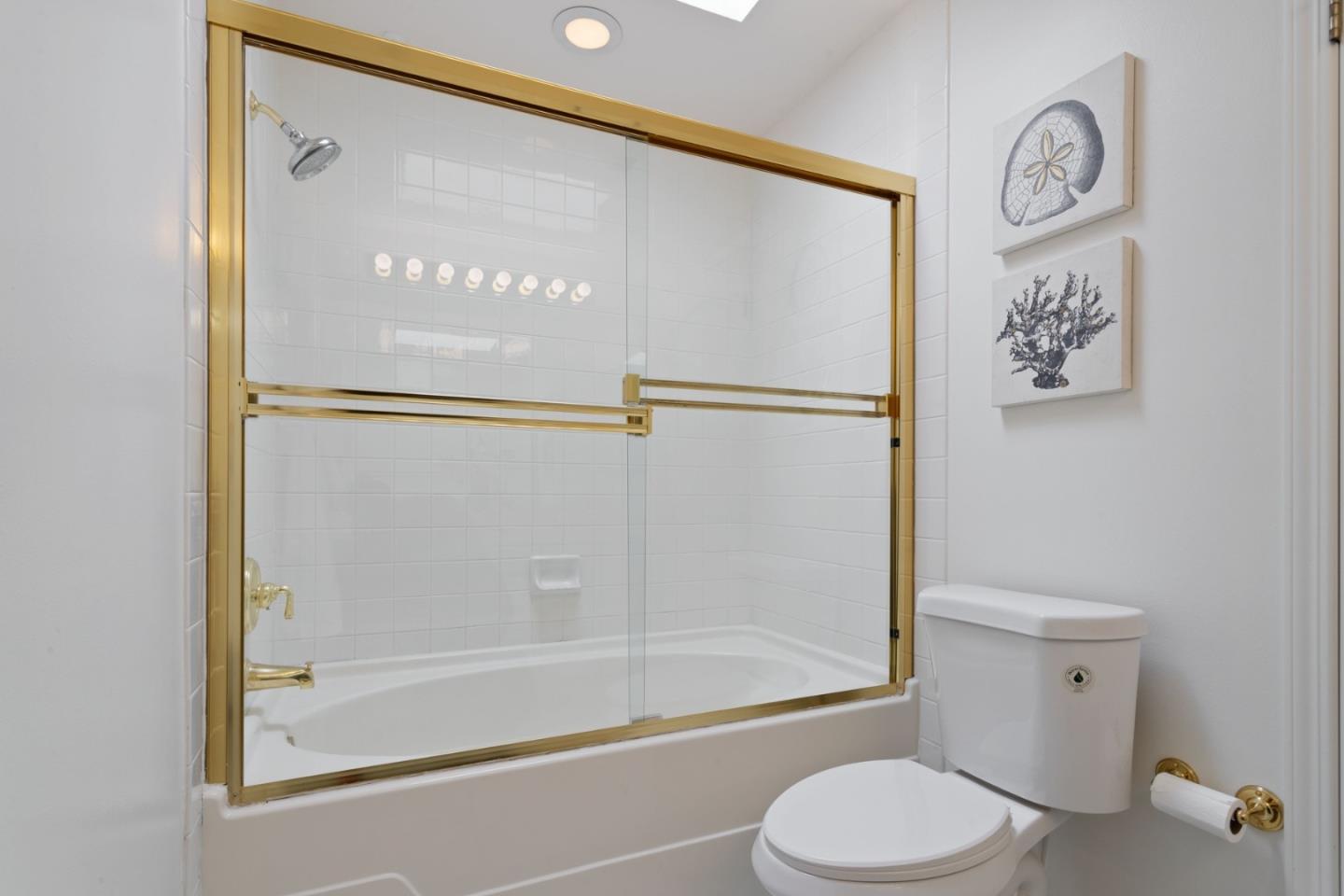 Palo Alto Condo: 2573 Park Boulevard