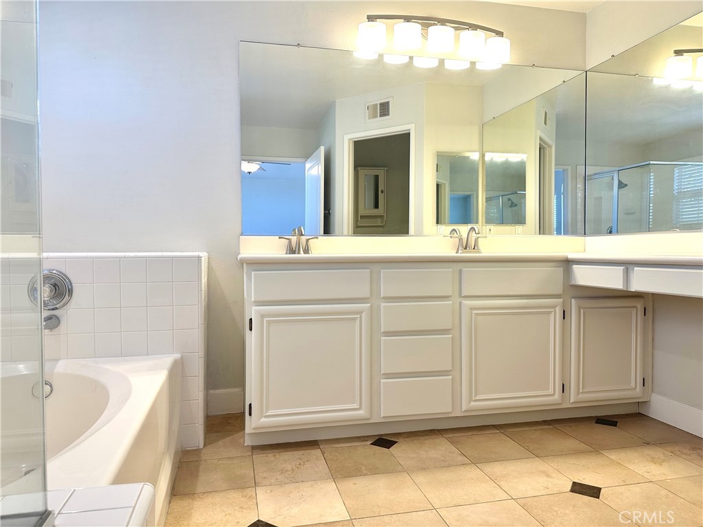 Rancho Santa Margarita Condo: 23 Paseo Acebo