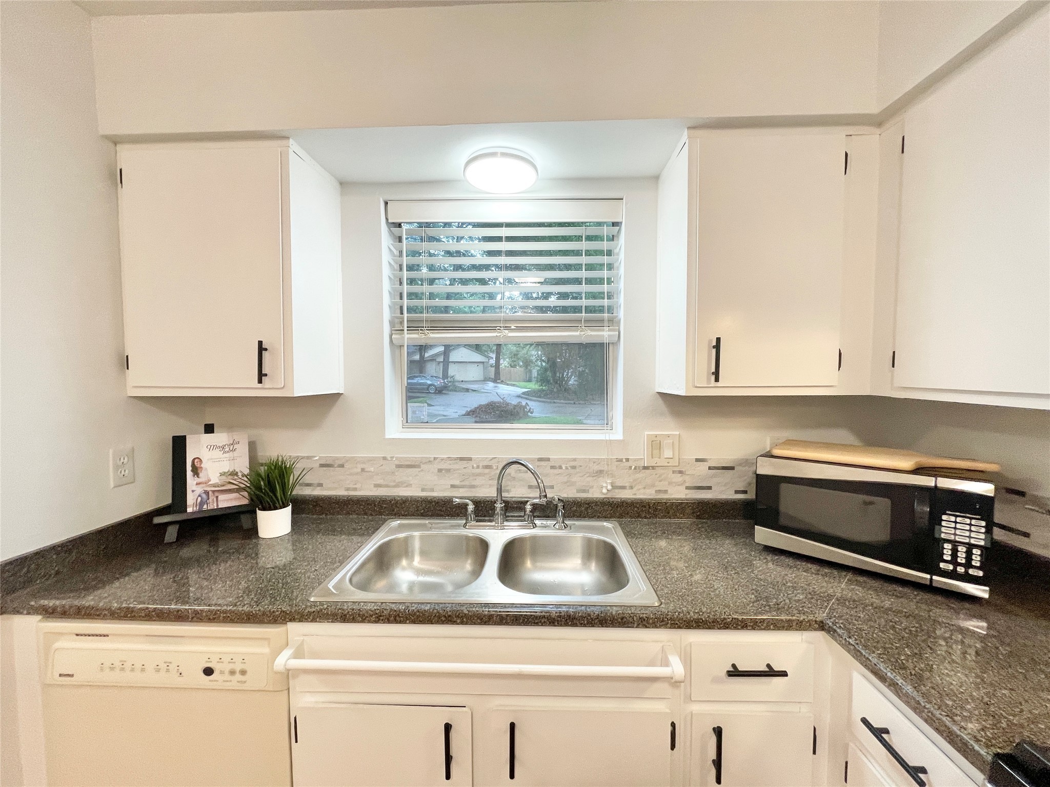 The Woodlands Condo: 6 Lea Oak Court