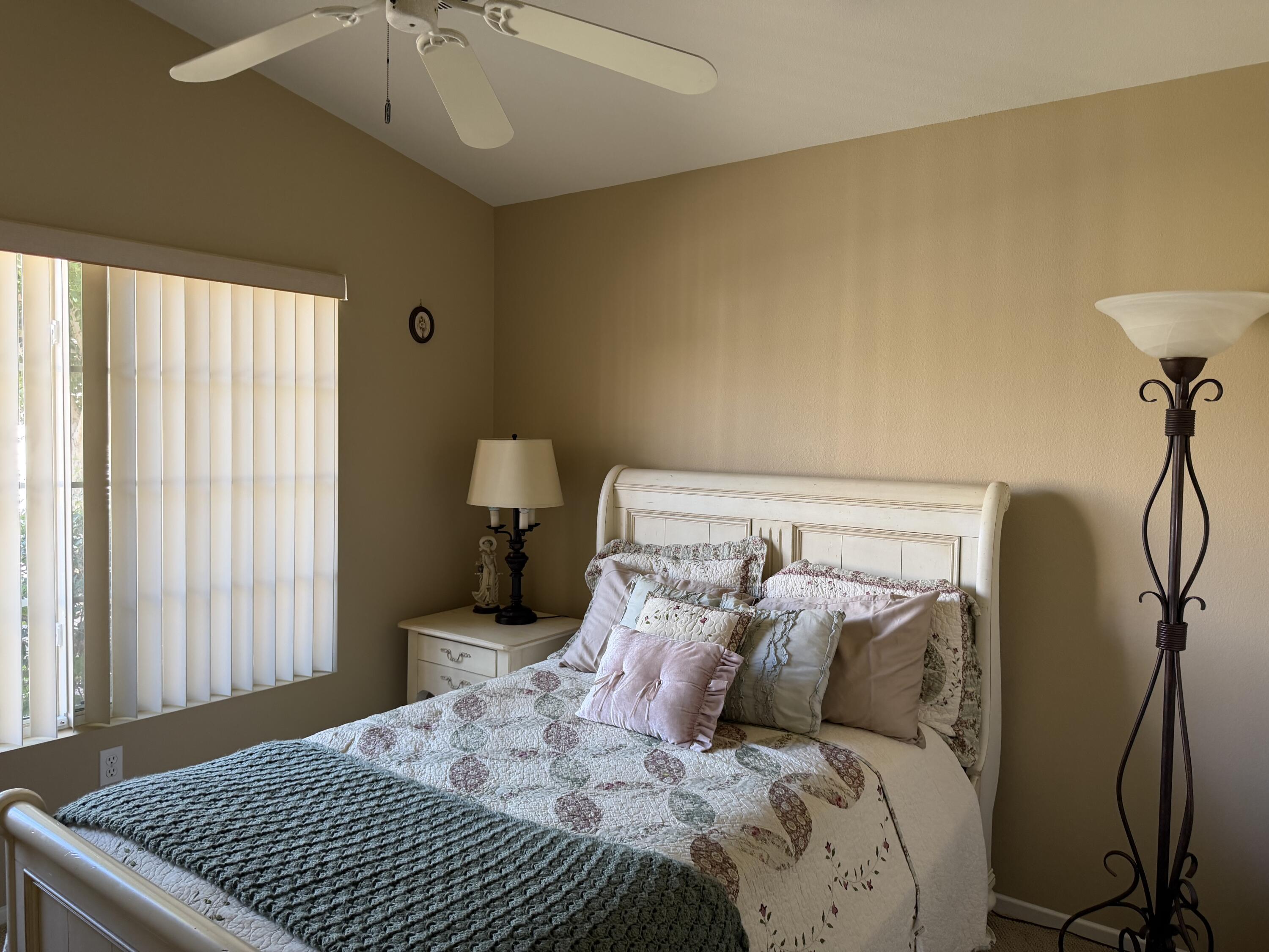 Palm Desert Condo: 78975 Champagne Lane