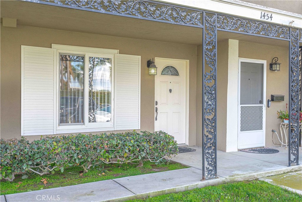 Costa Mesa Condo: 1454 Deauville Place