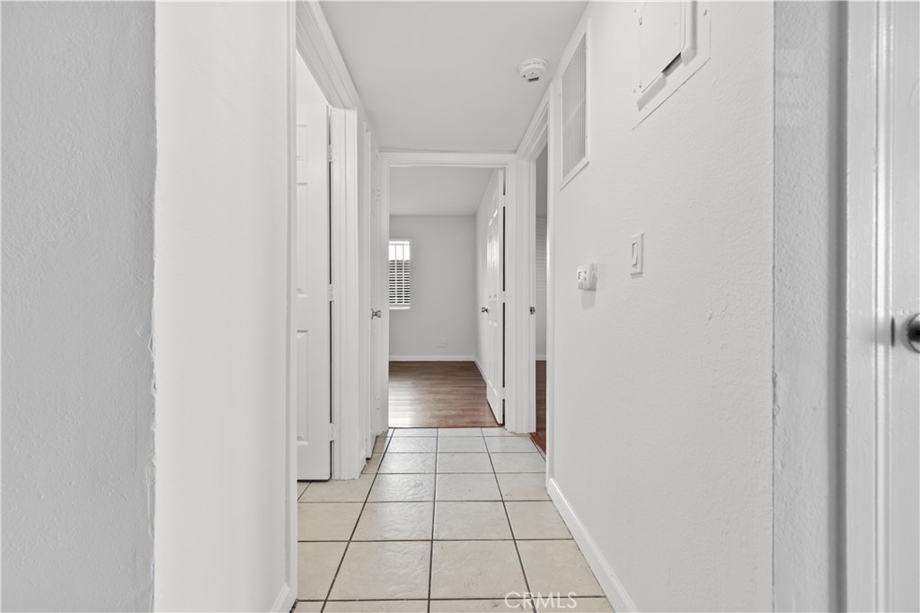 Van Nuys Condo: 5915 Woodman Avenue