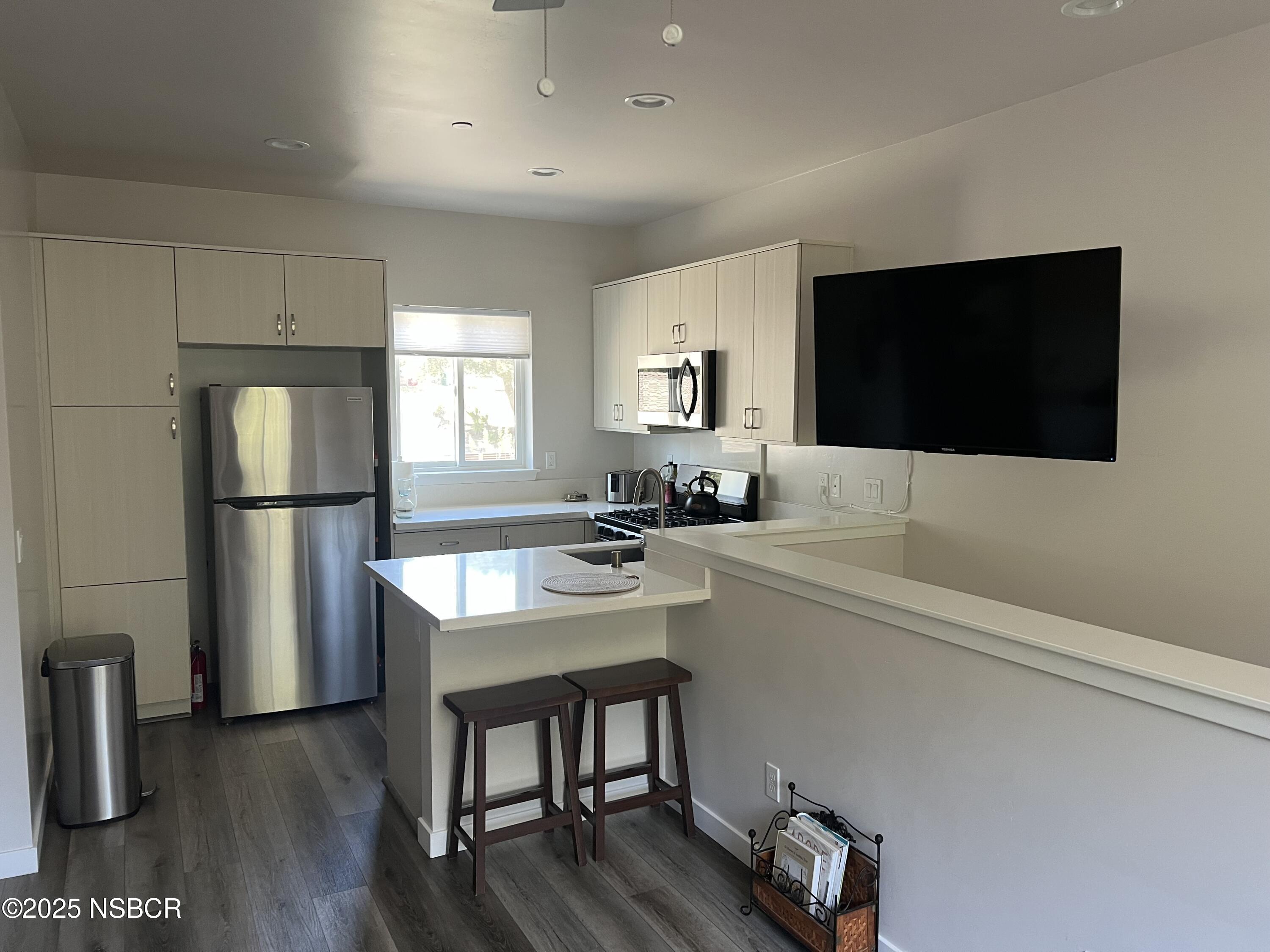 Solvang Condo: 1892 Old Mission Drive