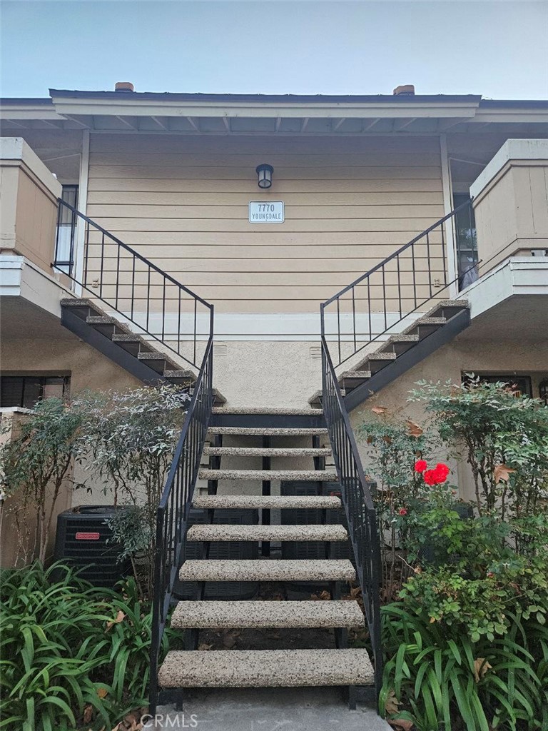 Stanton Condo: 7770 Youngdale Way