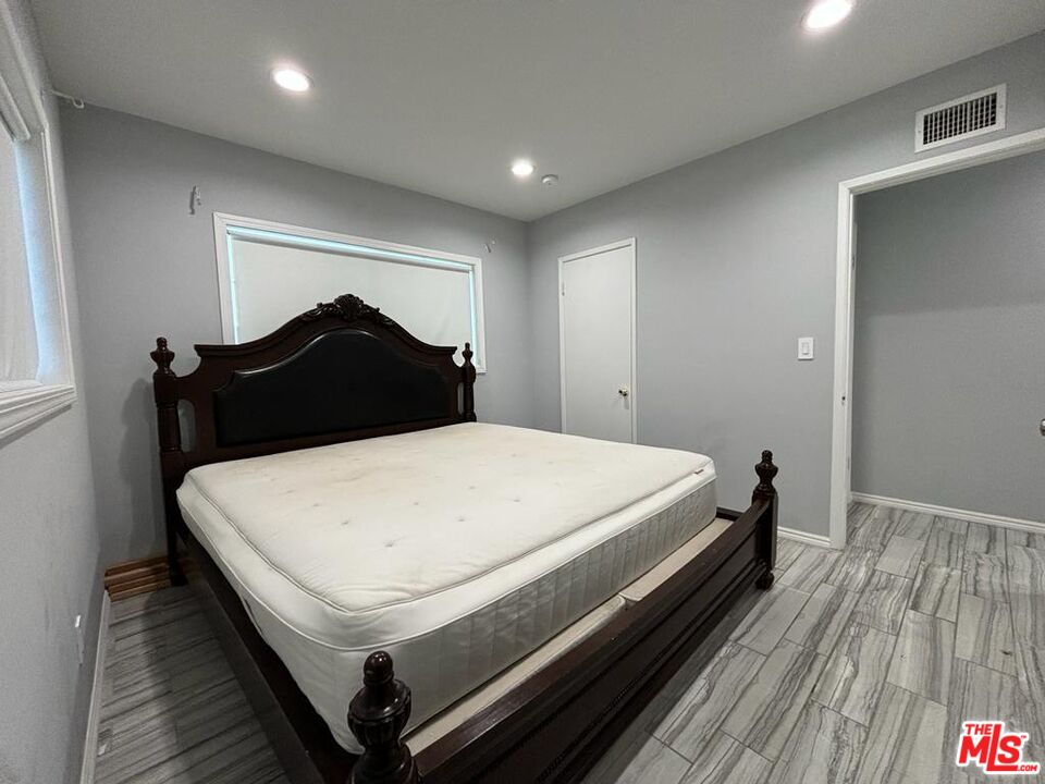 Panorama City Condo: 14657 Novice Street