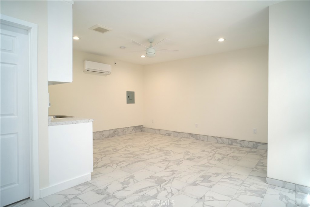 Panorama City Condo: 8163 Willis Avenue