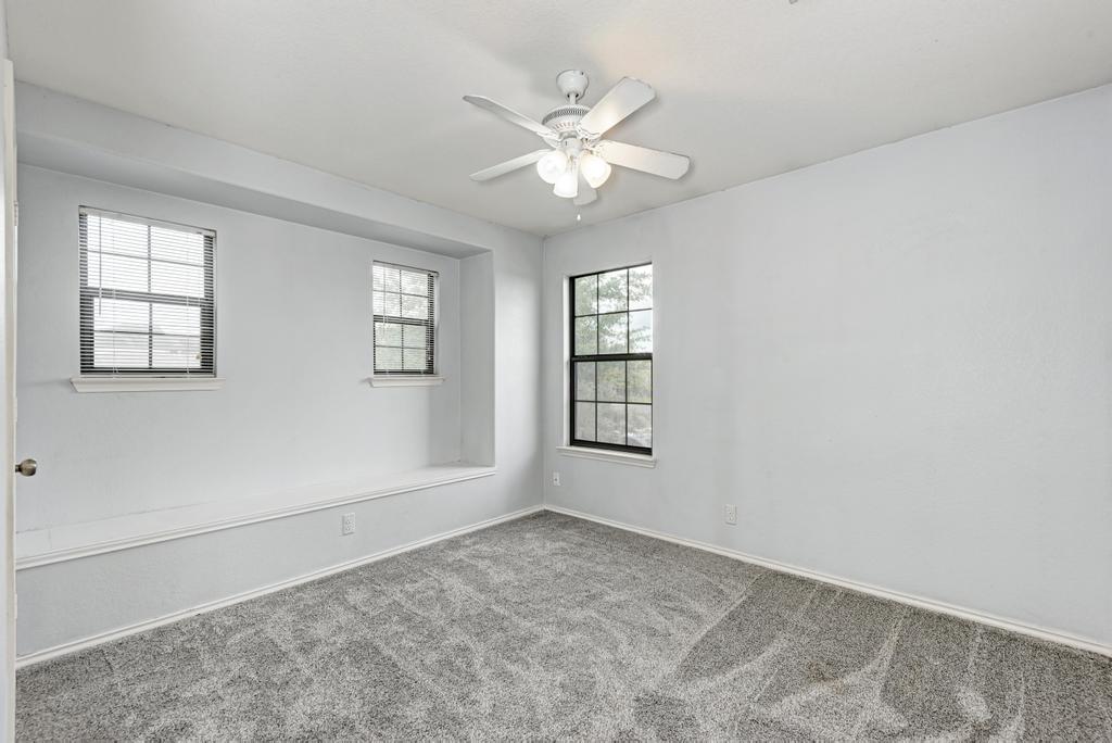 Kyle Condo: 530 Sheep Trail Drive