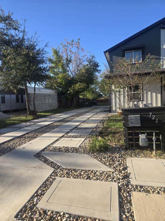 Rockdale Condo: 724 Ramsey Avenue