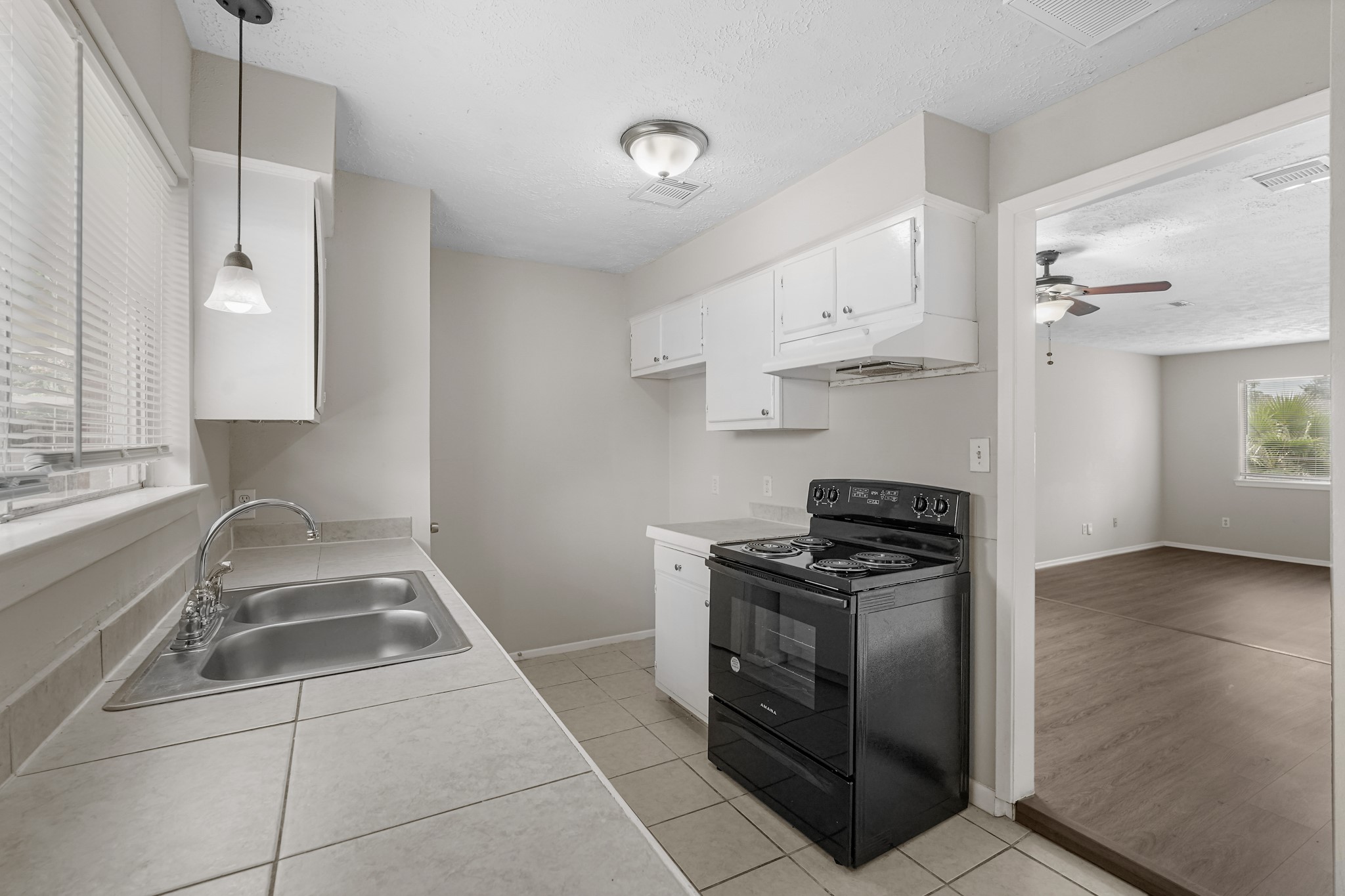 Channelview Condo: 15011 Tipcrest Street