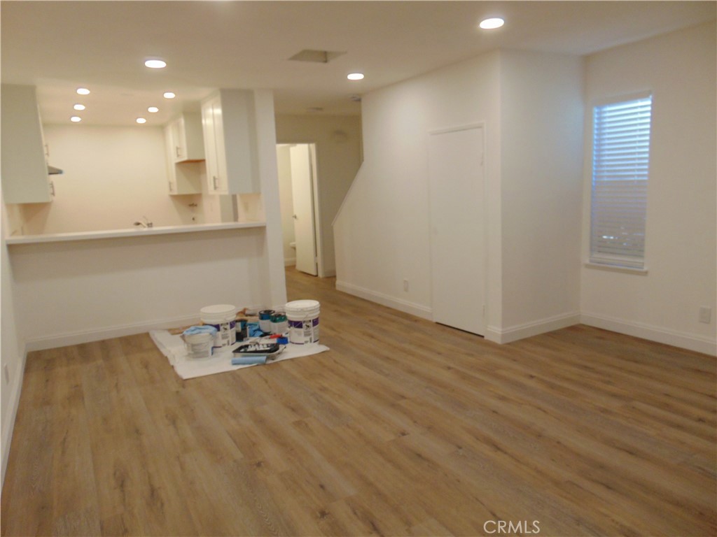 Irvine Condo: 110 Tangelo