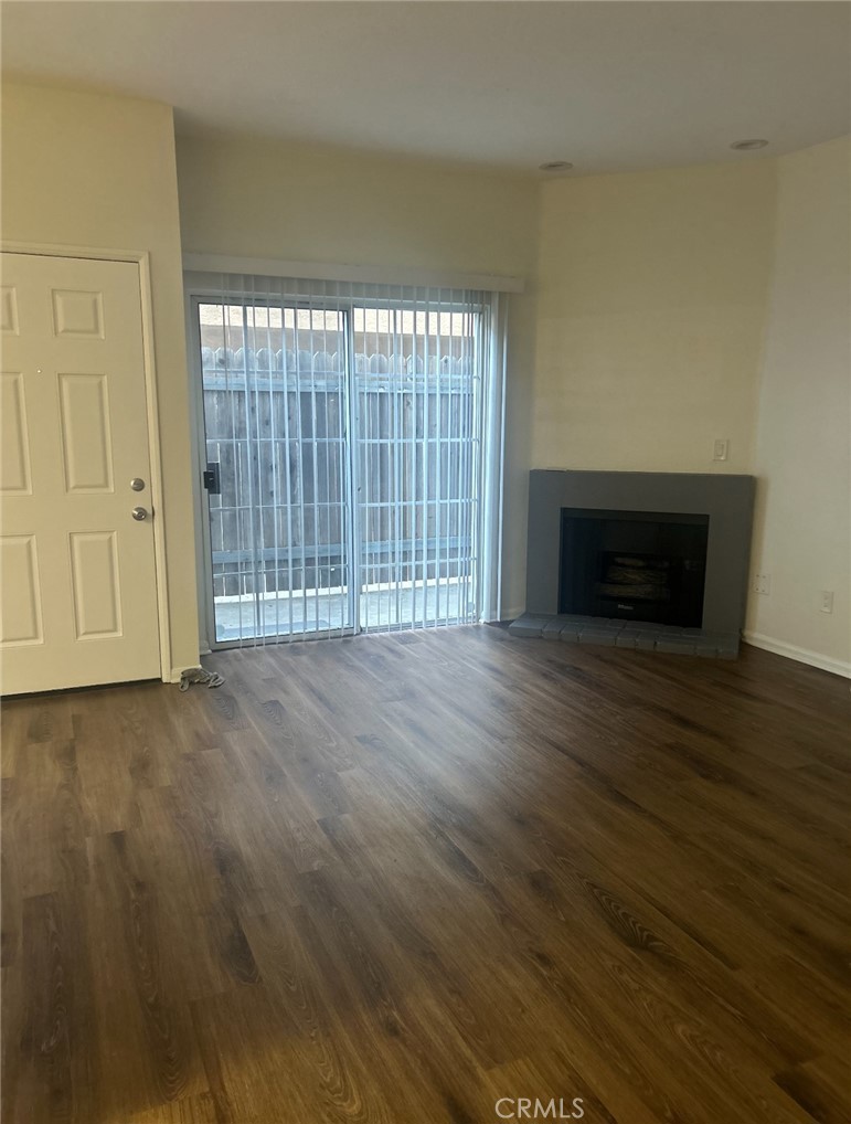 Sherman Oaks Condo: 14448 Benefit Street