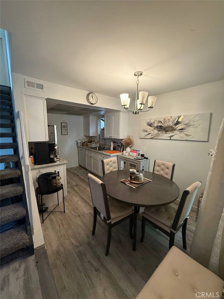 Tarzana Condo: 18411 Hatteras Street