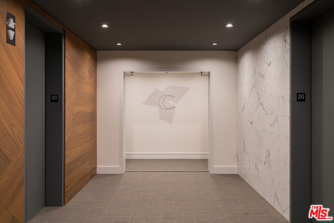 Los Angeles Condo: 1200 South Figueroa Street