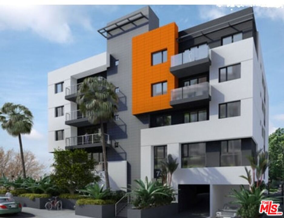 Los Angeles Condo: 744 Hartford Avenue