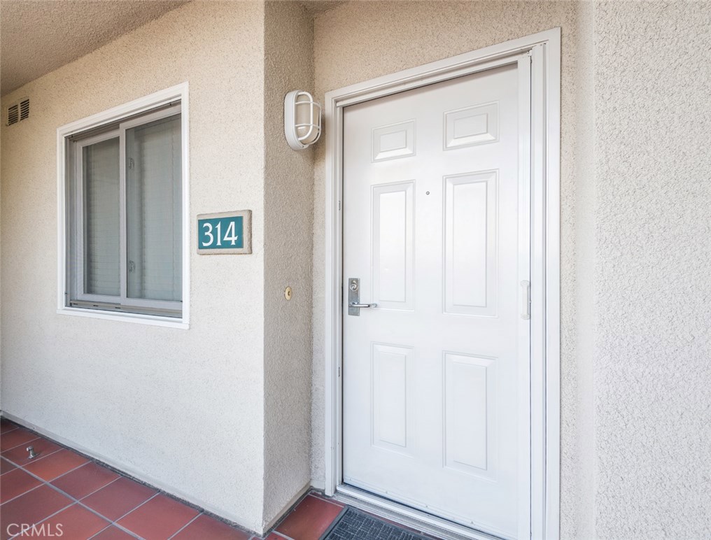 Huntington Beach Condo: 200 Pacific Coast Highway