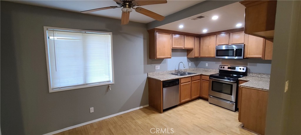 Loma Linda Condo: 1965 East Coulston Street