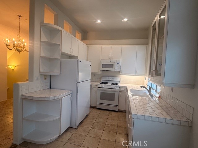 Irvine Condo: 11 Crivelli Aisle