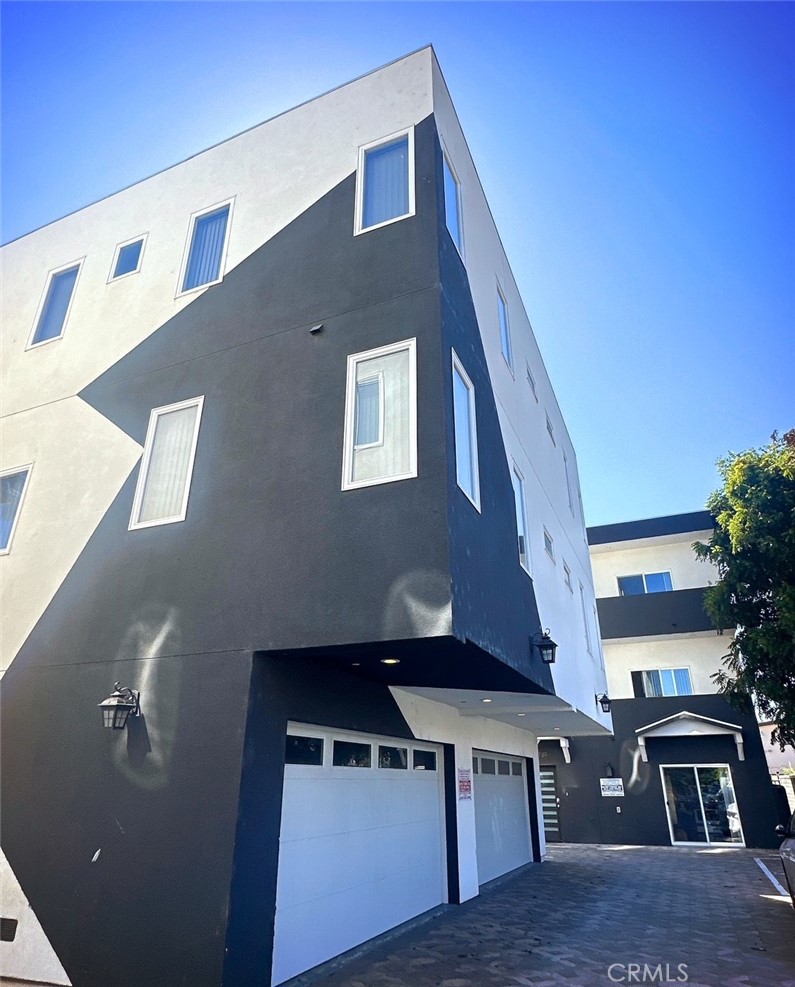 Los Angeles Condo: 1735 1/2 Magnolia Avenue