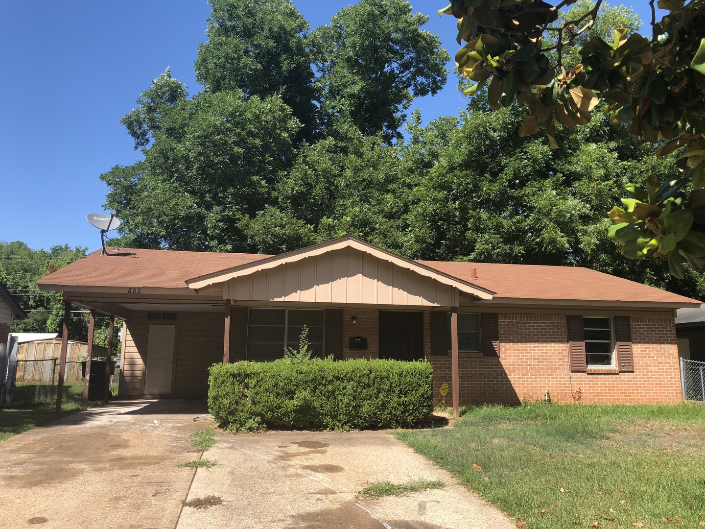 Shreveport House: 802 Navaho Trail