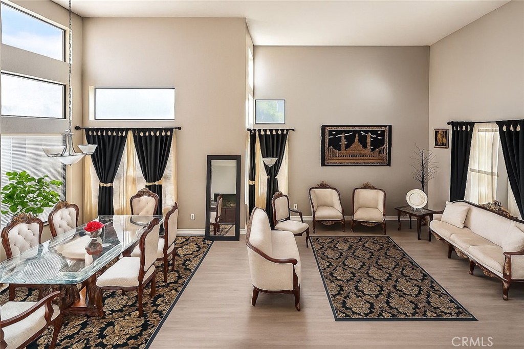 Corona Condo: 2547 Ironsides Circle