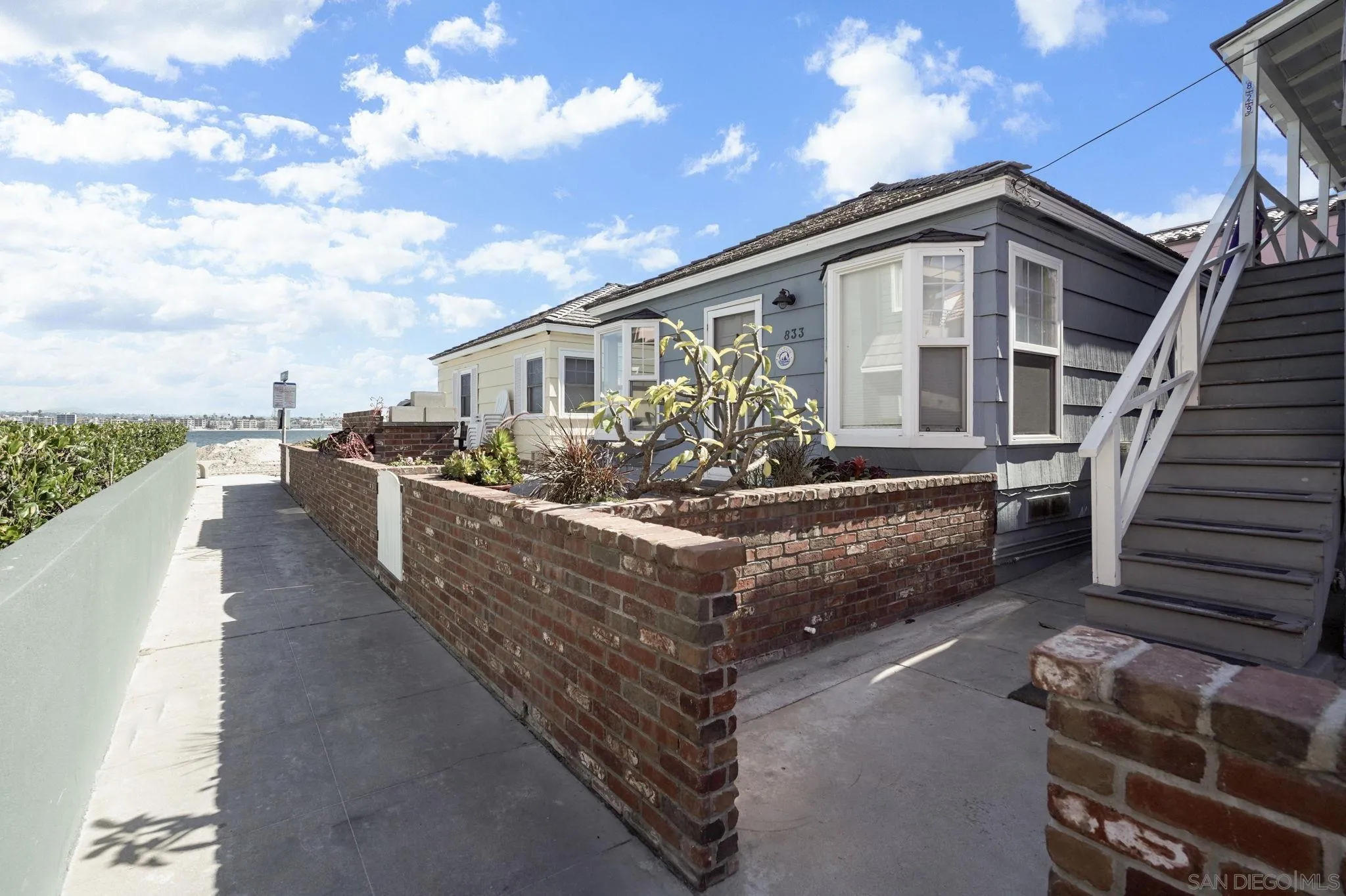 San Diego Condo: 831 Tangiers Court