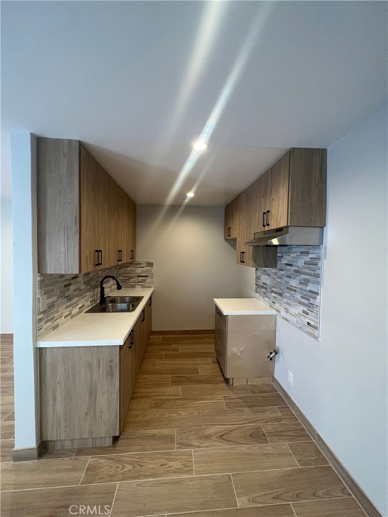 Van Nuys Condo: 13425 Vanowen Street