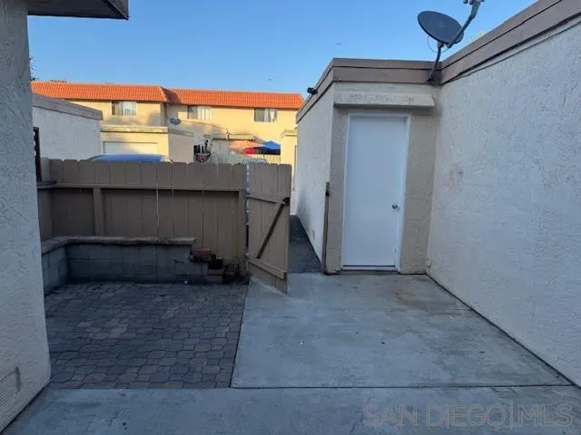 San Marcos Condo: 647 Beverly Place