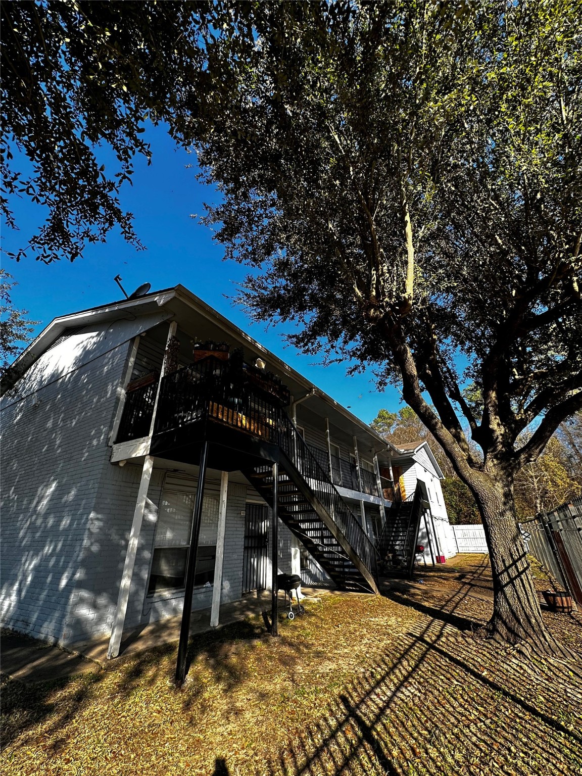 Houston Condo: 7201 Hallshire Drive