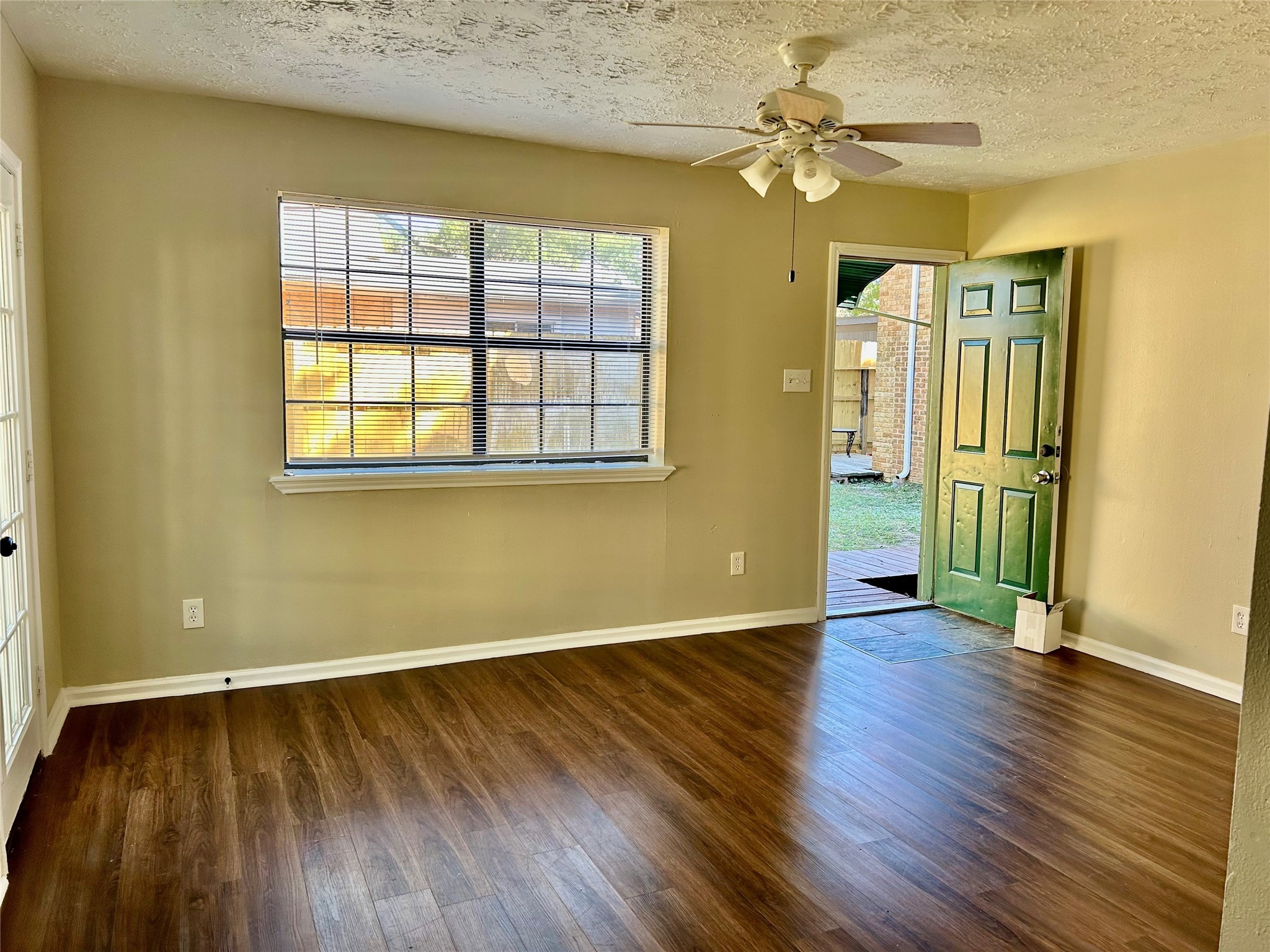 Humble Condo: 414 North Avenue C