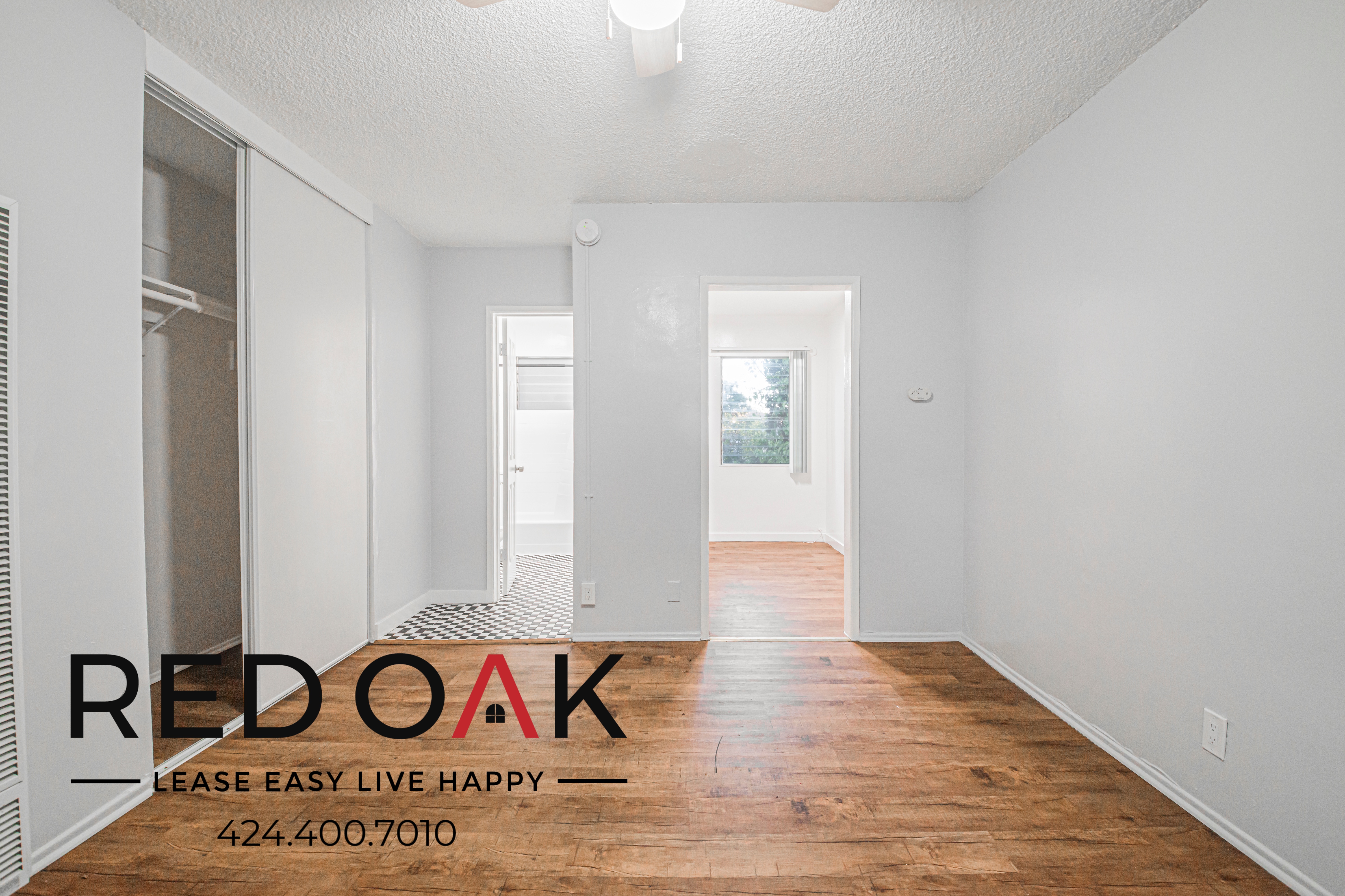 Commerce Condo: 7119 E Gage Ave