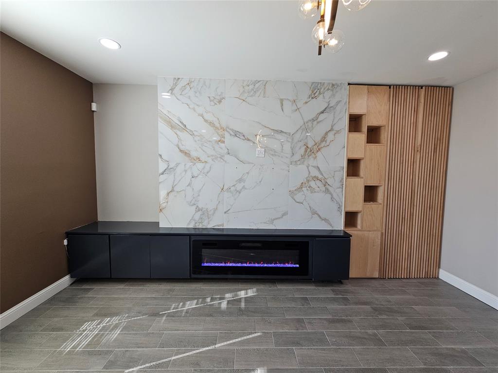 Garland Condo: 610 Parker Circle