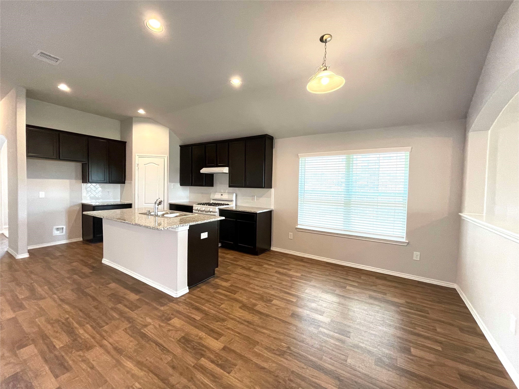 Richmond Condo: 3238 Marlene Meadow Way