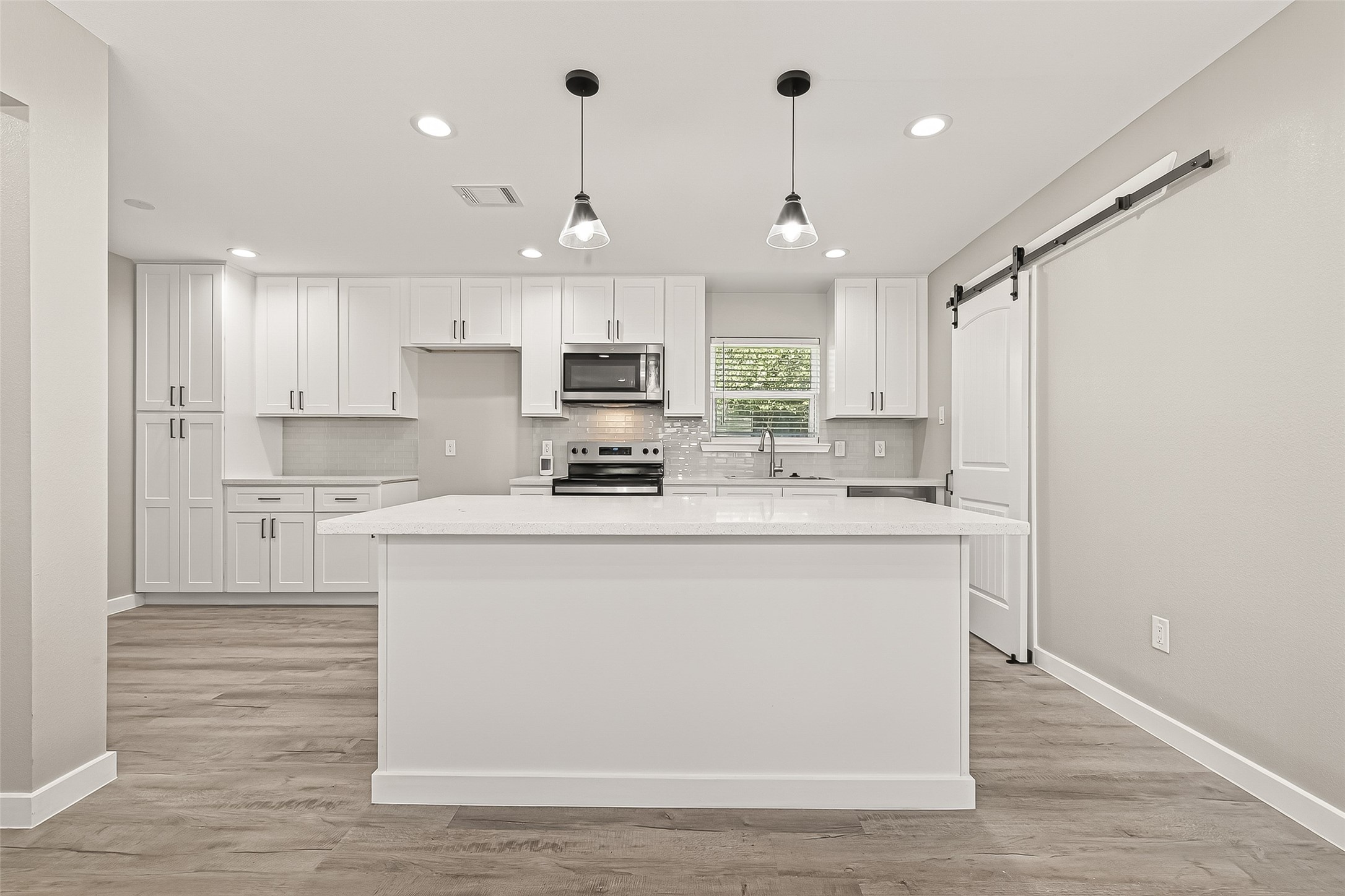 Houston Condo: 10531 Royal Oaks Drive