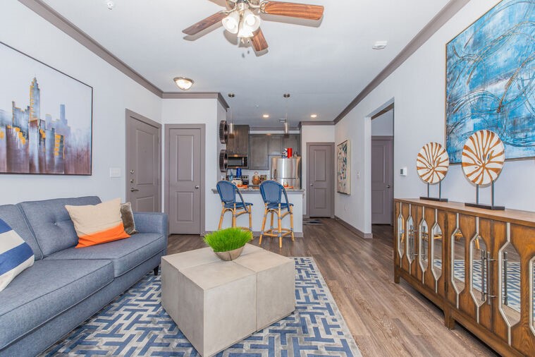 Humble Condo: 9393 Fm 1960 Bypass Road West