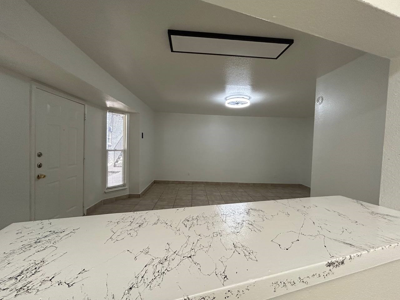 Houston Condo: 1010 South Wayside Drive