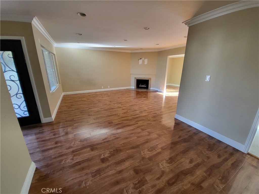 North Hollywood Condo: 13132 Hartland Street