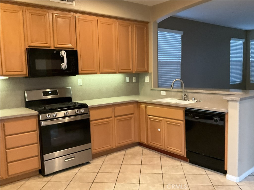 Riverside Condo: 4574 Sandano Street