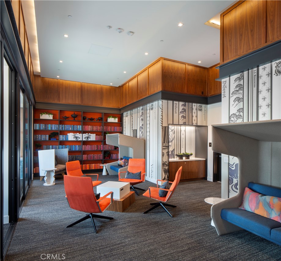 Northridge Condo: 19525 Nordhoff Street