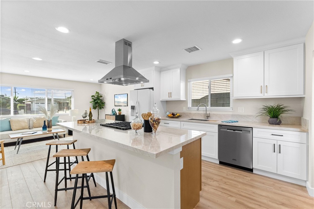 Huntington Beach Condo: 15542 Mayflower Lane