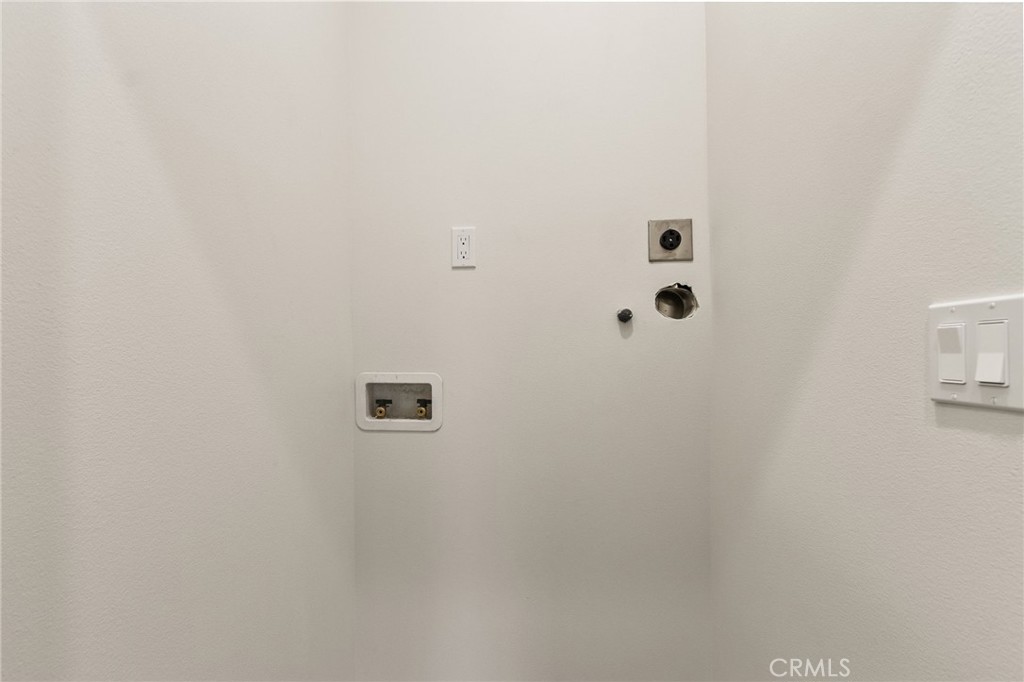 Lakewood Condo: 4508 Hedda Street