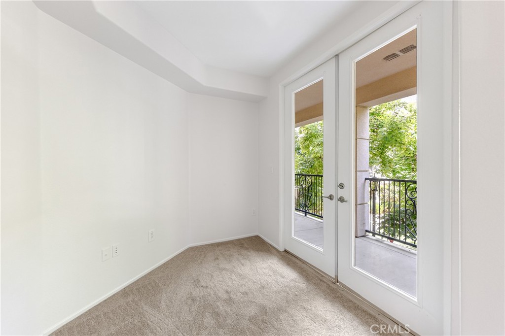 Irvine Condo: 2257 Watermarke Place