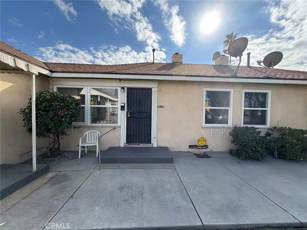 Fontana Condo: 8573 Bennett Avenue