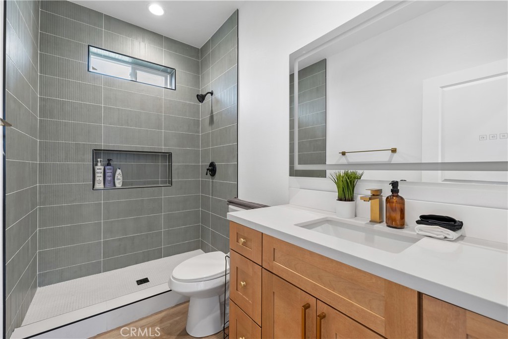 Montclair Condo: 10290 Monte Vista Avenue
