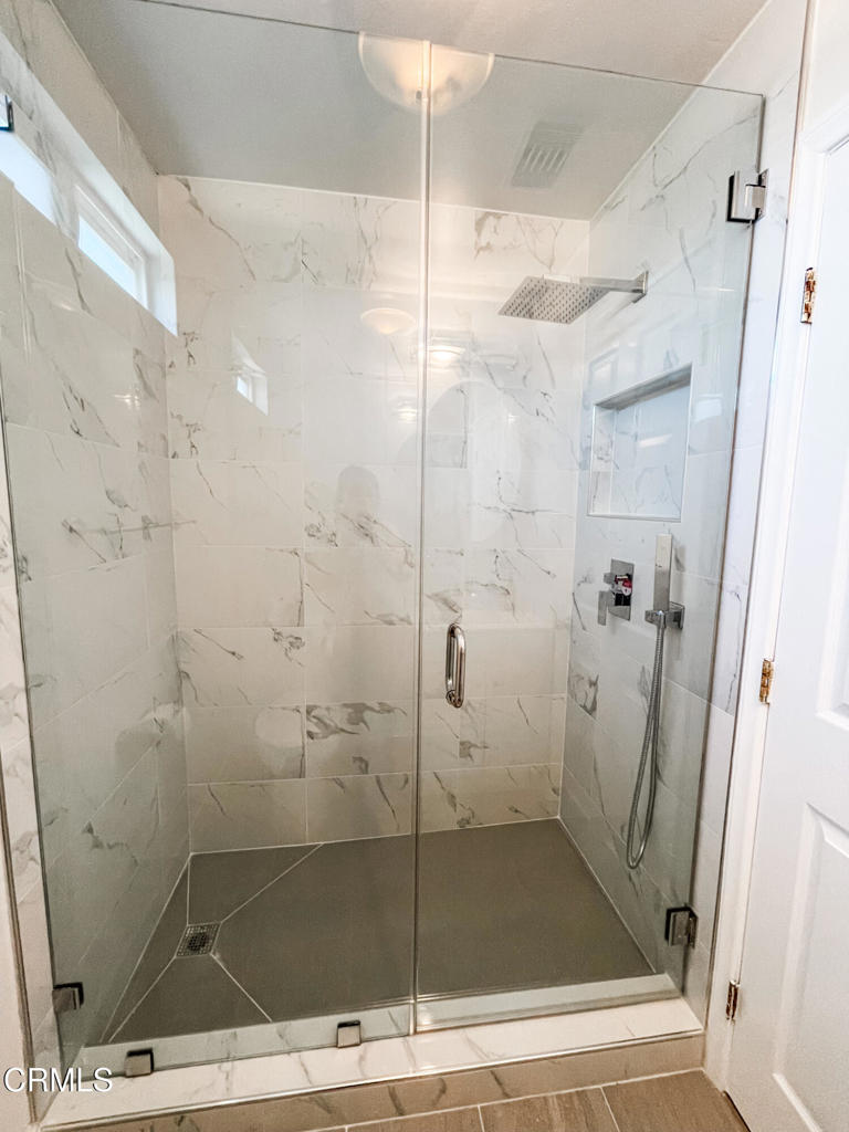 Los Angeles Condo: 1121 West Exposition Boulevard