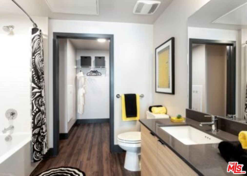 Anaheim Condo: 1910 Union Street