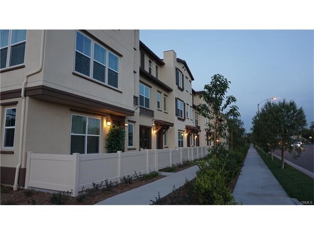 Anaheim Condo: 1613 East Lincoln Avenue