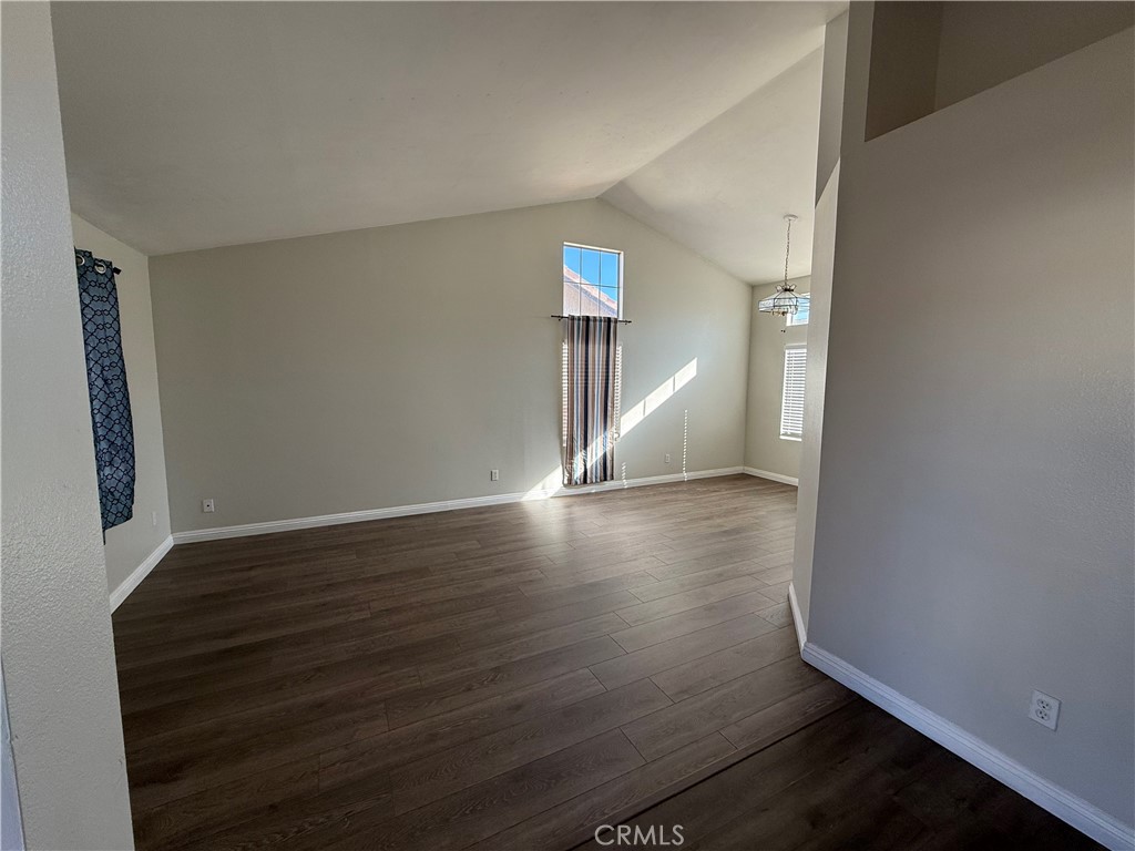 Victorville Condo: 14569 Choke Cherry Drive