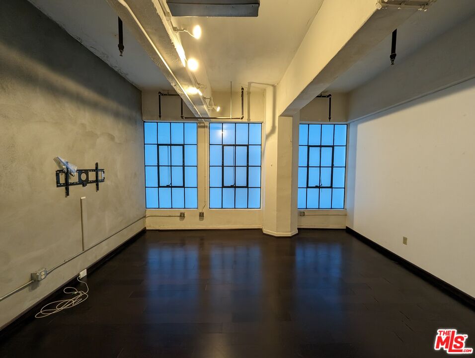 Los Angeles Condo: 746 South Los Angeles Street